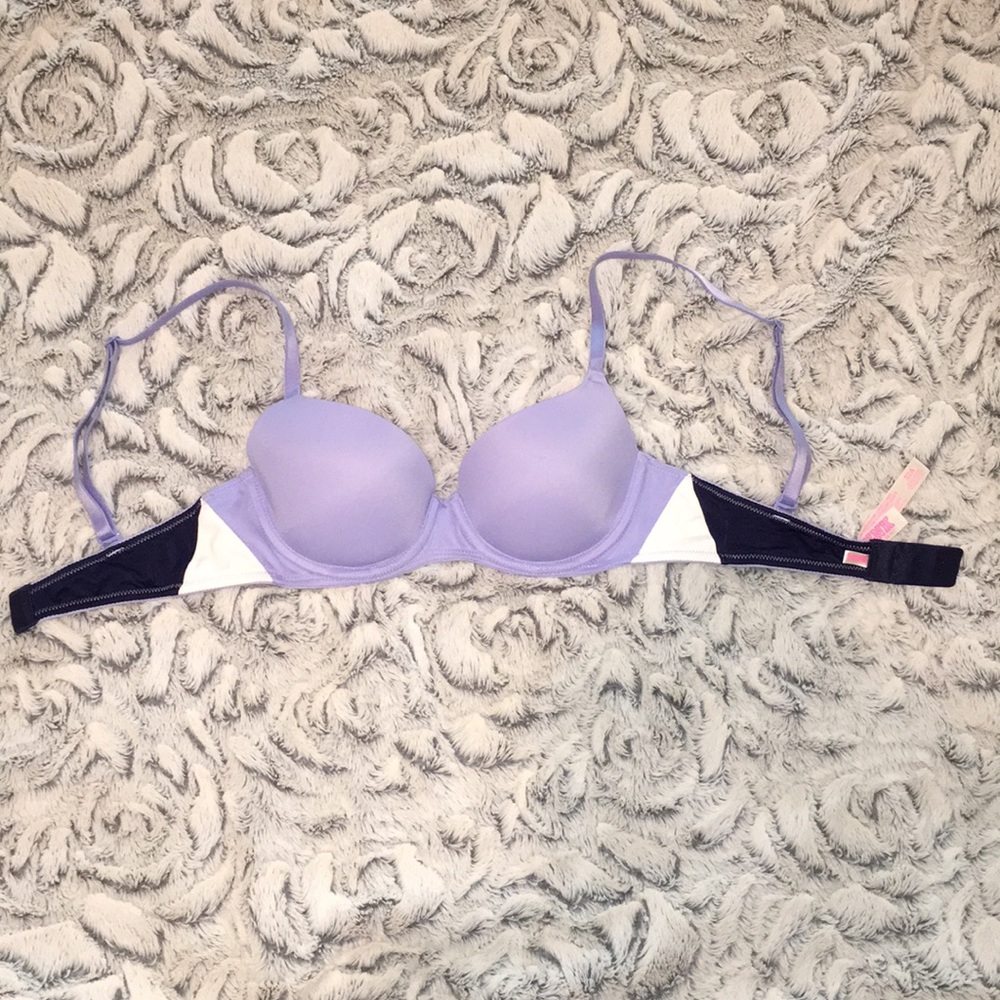 Wear everywhere lightly lined 32A bra
